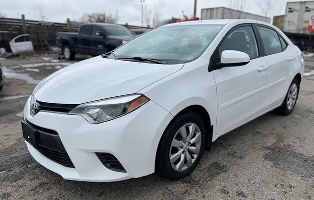 2015 Toyota Corolla LE