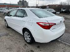 2015 Toyota Corolla LE - Photo 3
