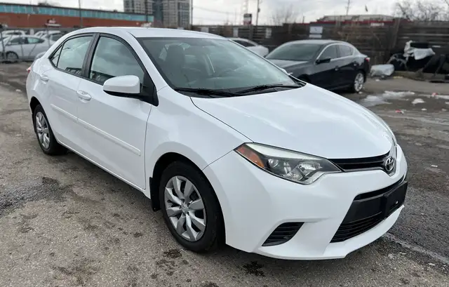 2015 Toyota Corolla LE - Photo 7