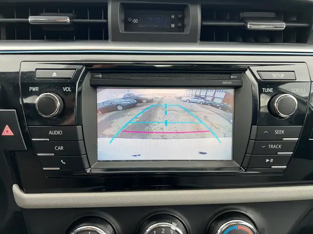 2015 Toyota Corolla LE - Photo 13