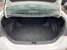 2015 Toyota Corolla LE - Photo 18