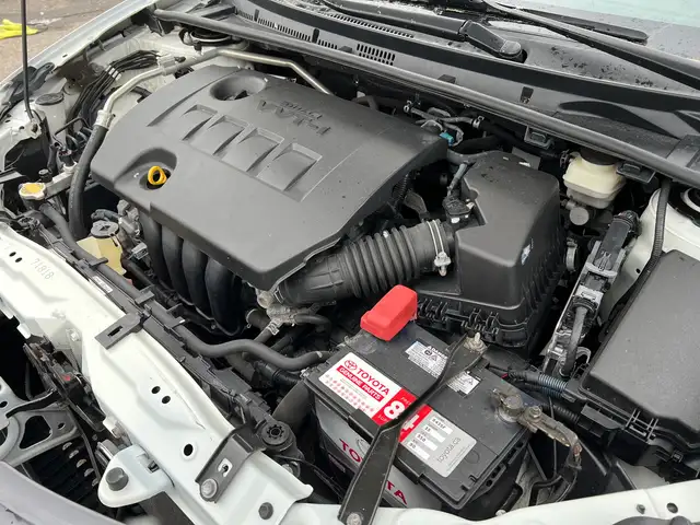 2015 Toyota Corolla LE - Photo 24