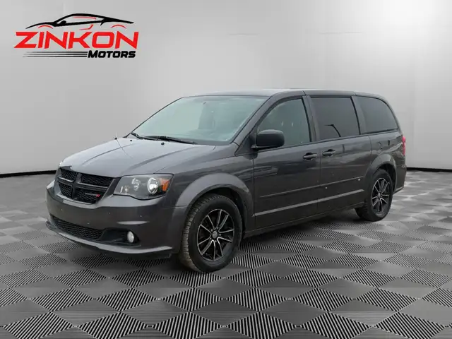 2017 Dodge Grand Caravan SXT | CLEAN CARFAX | BACK-UP CAM | BIG