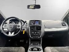 2017 Dodge Grand Caravan SXT | CLEAN CARFAX | BACK-UP CAM | BIG - Photo 9