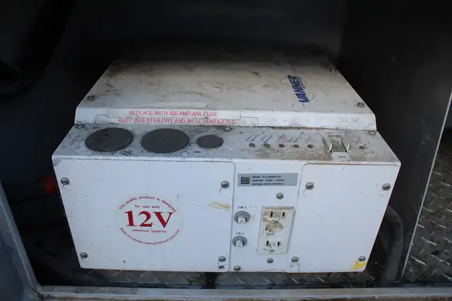 2015 Ford F-350 Super Duty XLT DRW UTILITY BOX INVERTER LADDER R - Photo 3