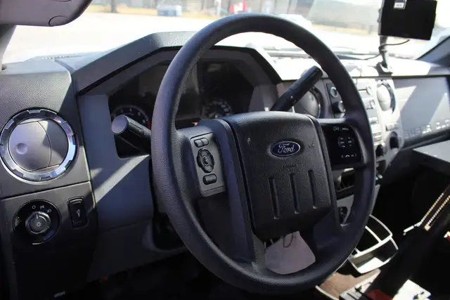 2015 Ford F-350 Super Duty XLT DRW UTILITY BOX INVERTER LADDER R - Photo 20