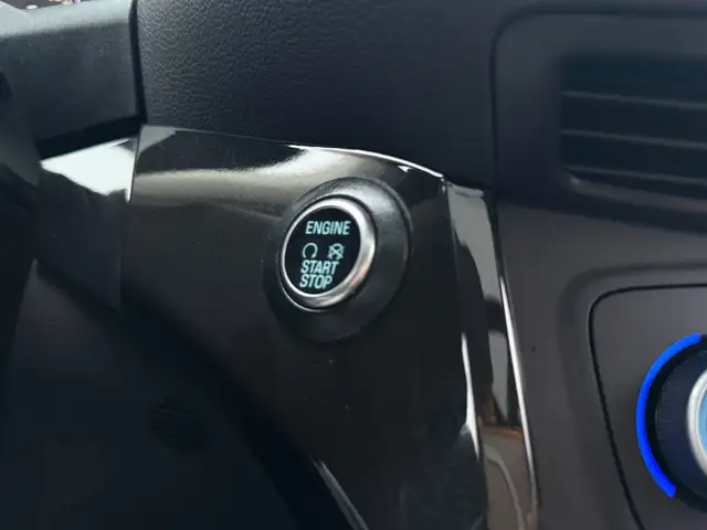 2018 Ford Escape TITANIUM | 4WD | 2.0L | NAVI | BACK-UP CAM | PA - Photo 17