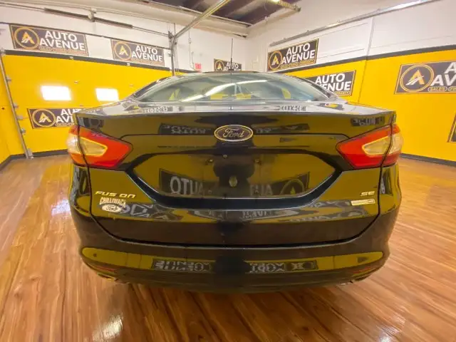 2014 Ford Fusion SE - SUNROOF, HEATED STEERING WHEEL, HEATED SEA - Photo 4