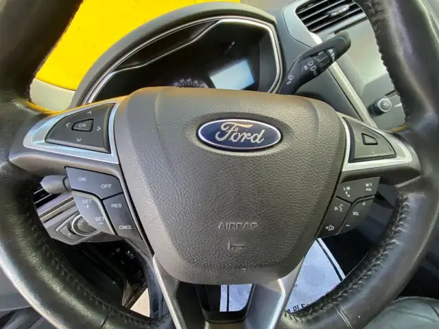 2014 Ford Fusion SE - SUNROOF, HEATED STEERING WHEEL, HEATED SEA - Photo 10
