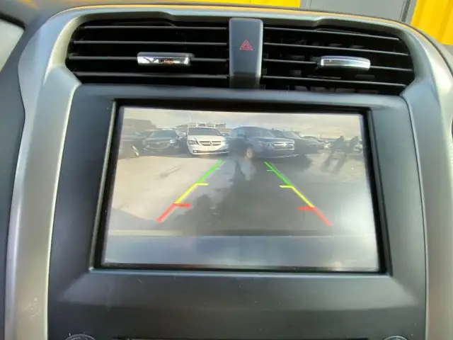 2014 Ford Fusion SE - SUNROOF, HEATED STEERING WHEEL, HEATED SEA - Photo 16