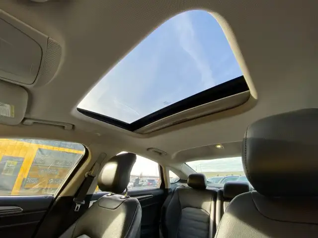 2014 Ford Fusion SE - SUNROOF, HEATED STEERING WHEEL, HEATED SEA - Photo 20