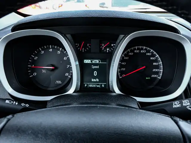 2017 Chevrolet Equinox LT AWD 2.4L - Photo 21