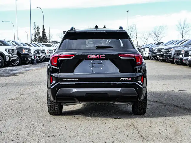 2026 GMC Terrain AWD AT4 1.5T - Photo 12
