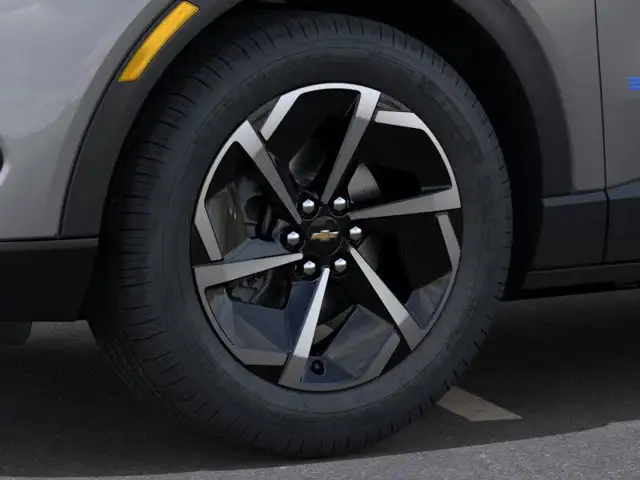 2026 Chevrolet Equinox EV LT - Photo 9