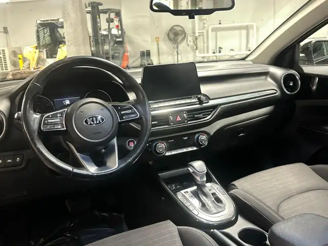 2021 Kia Forte EX EX| Reliable| Extended Warranties Available! - Photo 9