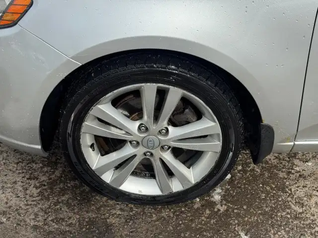 2011 Kia Forte5 SX, LEATHER, LOW KMS, CERTIFIED - Photo 19