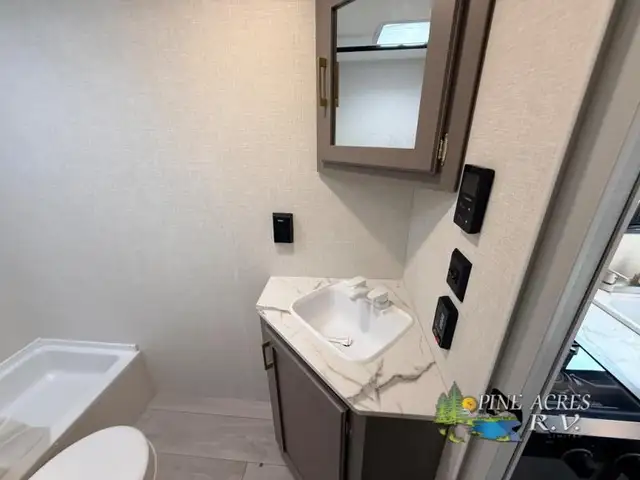 2026 KZ Sportsmen Classic 240BH - Photo 22