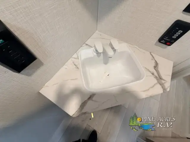 2026 KZ Sportsmen Classic 240BH - Photo 25