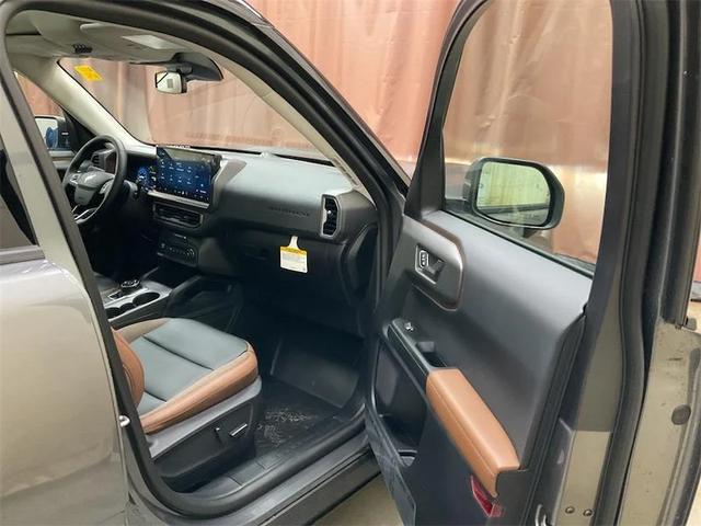 2025 FORD Bronco Sport Outer Banks - Photo 15