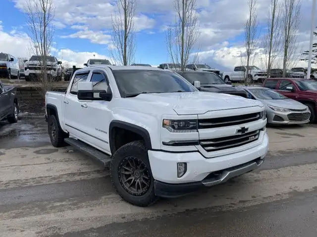 2018 Chevrolet Silverado 1500 LTZ 6.2L - Photo 2