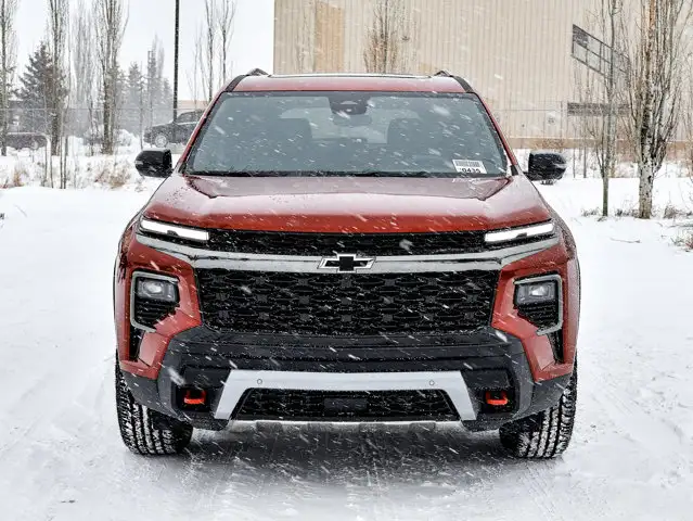 2026 Chevrolet Traverse Z71 - Photo 3