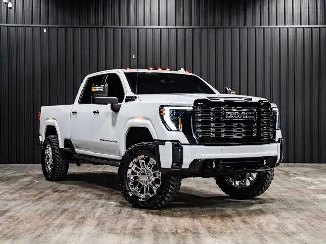 2026 GMC Sierra 3500HD Denali Ultimate | 3in Cognito Level - Photo 2