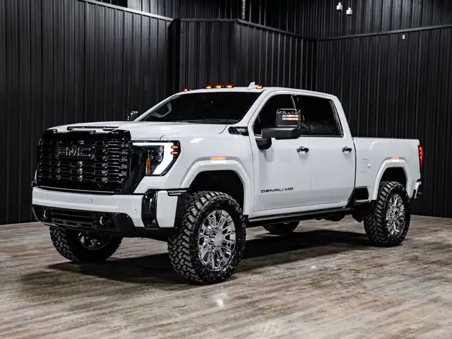 2026 GMC Sierra 3500HD Denali Ultimate | 3in Cognito Level - Photo 4