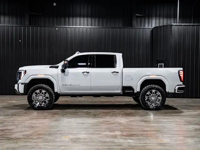 2026 GMC Sierra 3500HD Denali Ultimate | 3in Cognito Level - Photo 5