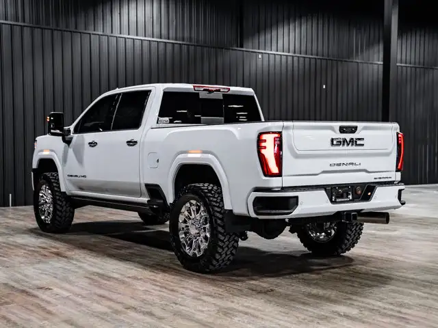 2026 GMC Sierra 3500HD Denali Ultimate | 3in Cognito Level - Photo 12