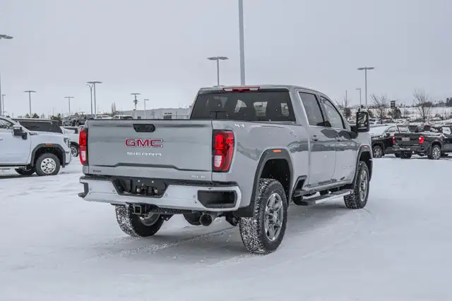 2026 GMC Sierra 3500HD SLE - Photo 9