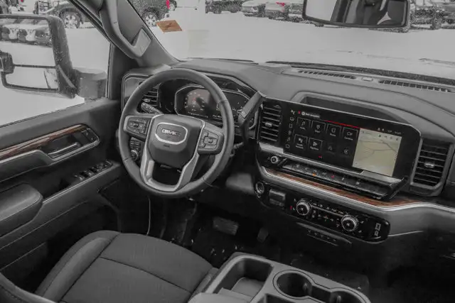2026 GMC Sierra 3500HD SLE - Photo 28