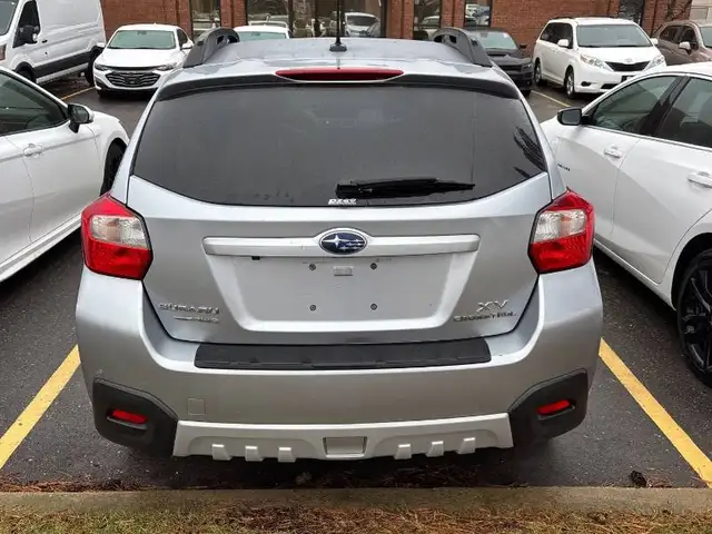 2015 SUBARU XV CROSSTREK 2.0I LIMITED | CLEAN CARFAX | LOADED - Photo 4