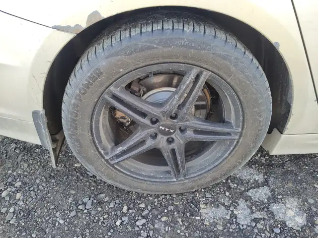 2017 Ford Fusion - Photo 11