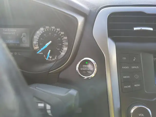 2017 Ford Fusion - Photo 22