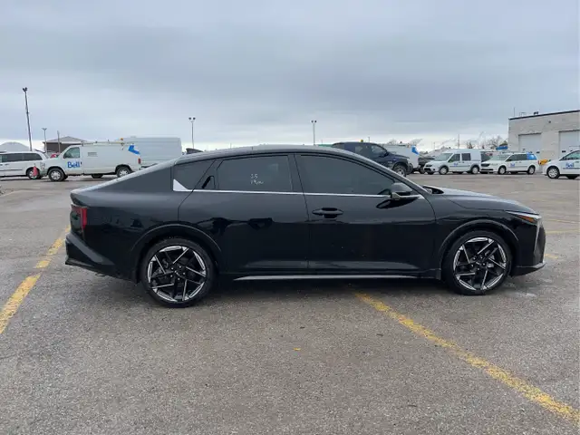 2025 Kia K4 - Photo 8