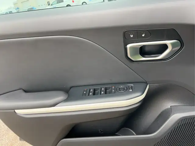 2025 Kia K4 - Photo 25