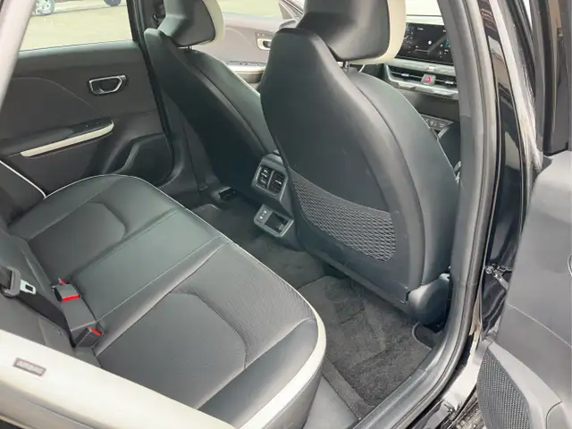 2025 Kia K4 - Photo 28