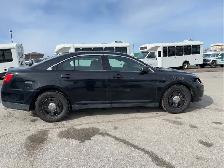 2017 Ford Taurus - Photo 6