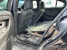 2017 Ford Taurus - Photo 17