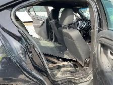 2017 Ford Taurus - Photo 19