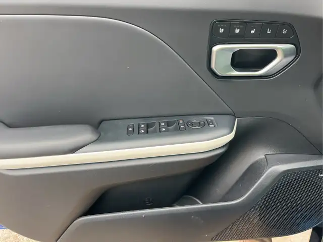 2025 Kia K4 - Photo 22
