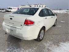 2011 Ford Focus - Photo 5