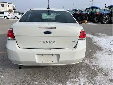 2011 Ford Focus - Photo 6