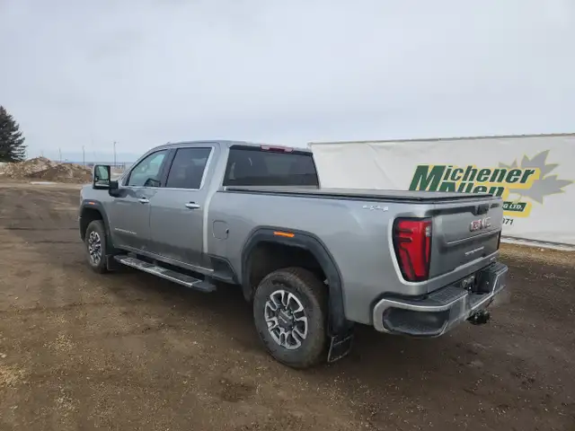 2024 GMC Sierra 2500HD - Photo 3