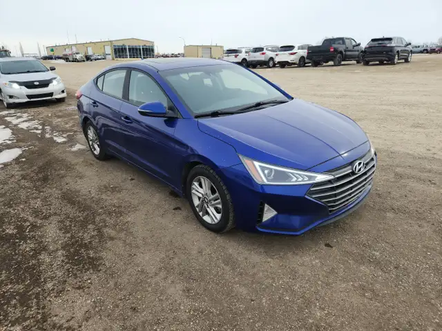 2019 Hyundai Elantra - Photo 2