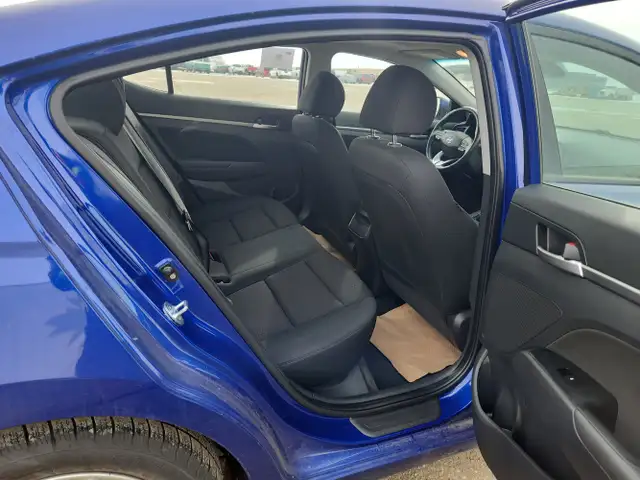2019 Hyundai Elantra - Photo 17