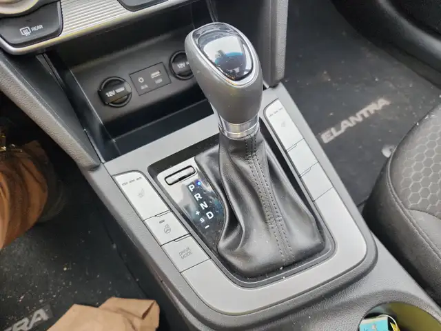 2019 Hyundai Elantra - Photo 21