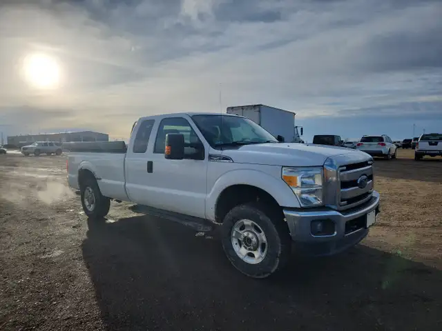 2015 Ford F-250 Super Duty - Photo 2