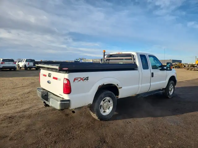2015 Ford F-250 Super Duty - Photo 4