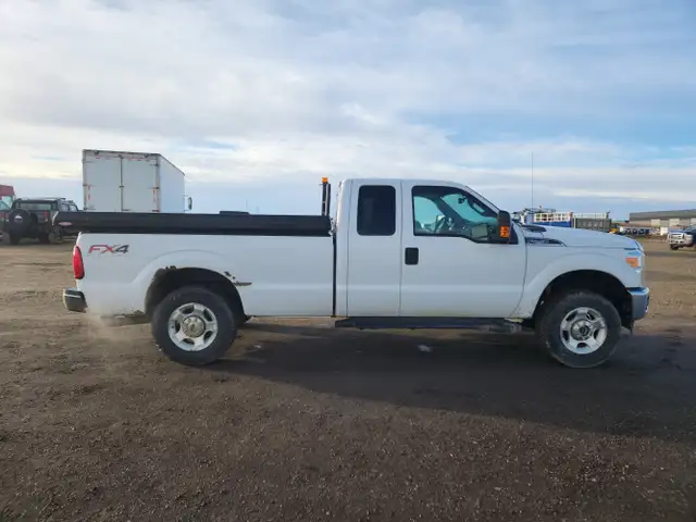 2015 Ford F-250 Super Duty - Photo 23